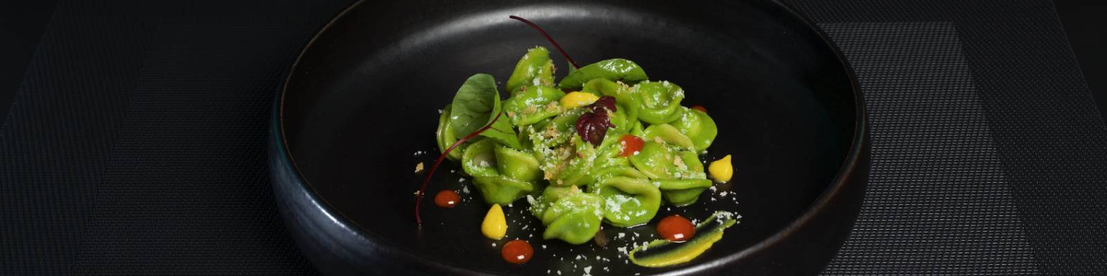 Pasta Garofalo - Orecchiette with pesto sauce, spicy touch