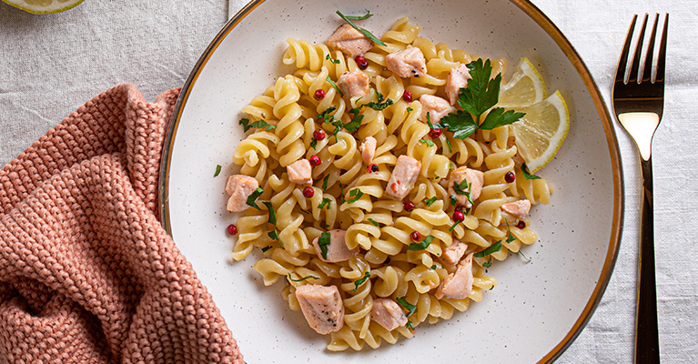 Garofalo Fusilli with Salmon and Pink Pepper - Pasta Garofalo Recipes
