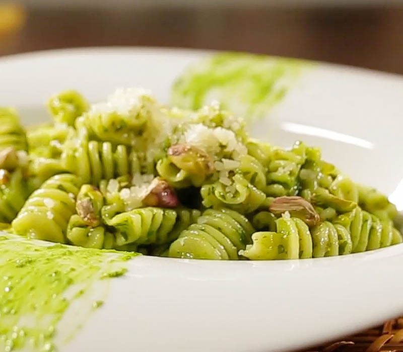 Pasta Garofalo - Radiatori met pesto van rucola en pistachenoten