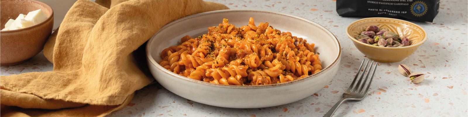 Pasta Garofalo - Fusilli à la sauce rosée et à la saucisse