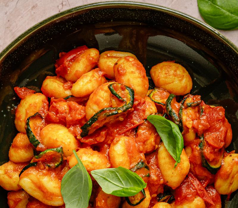 Pasta Garofalo - Gnocchi con passata ai datterini e zucchine arrosto