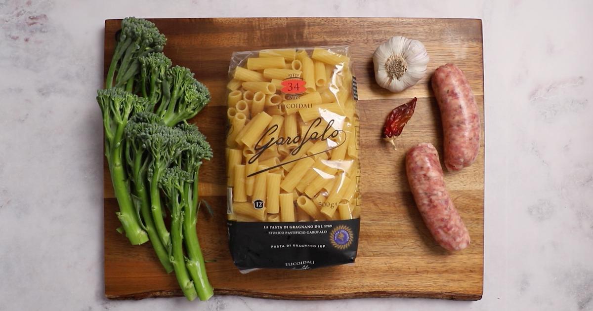 paso a paso macarrones con chorizo ingredientes
