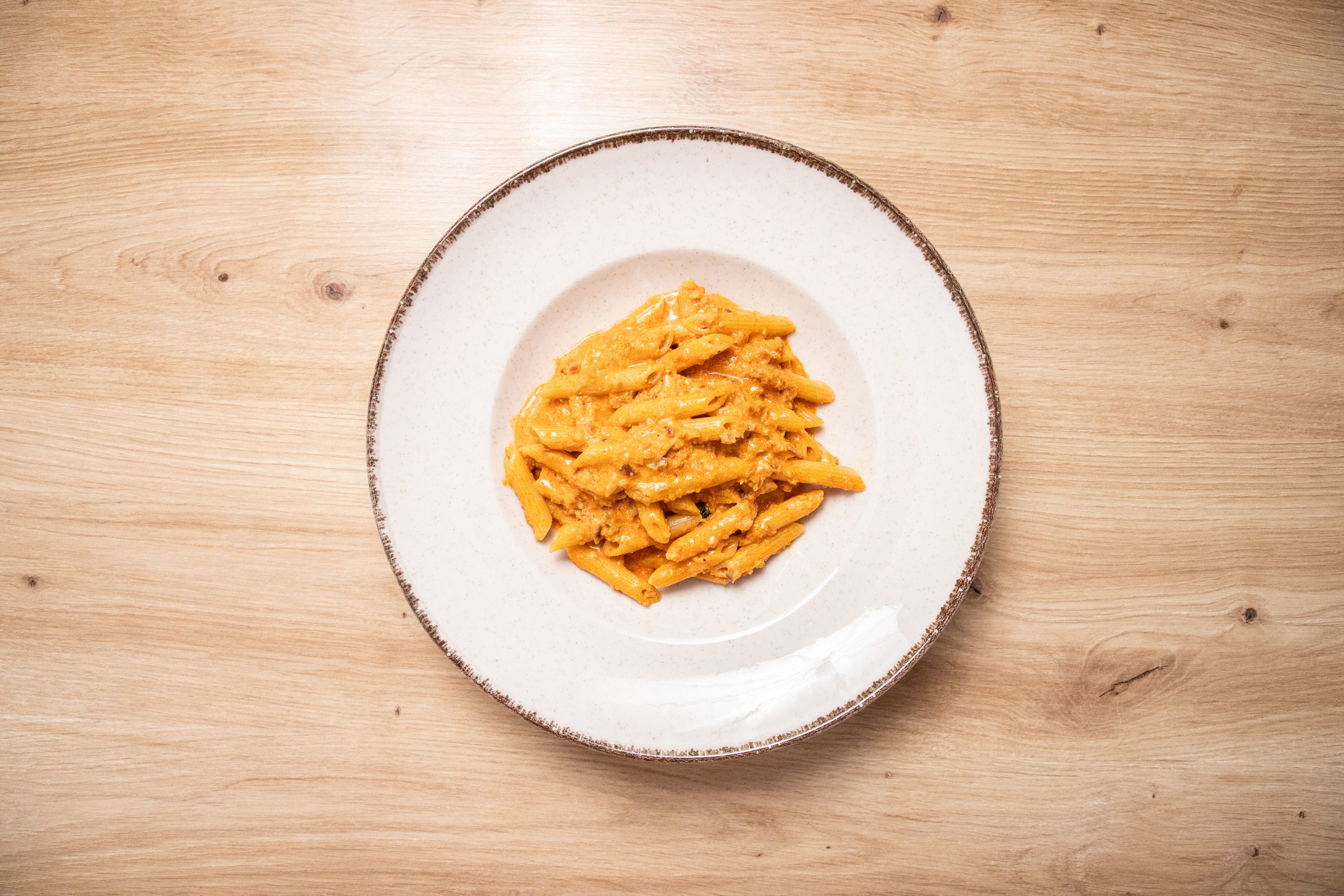 pasta con sobrasada - emplatado