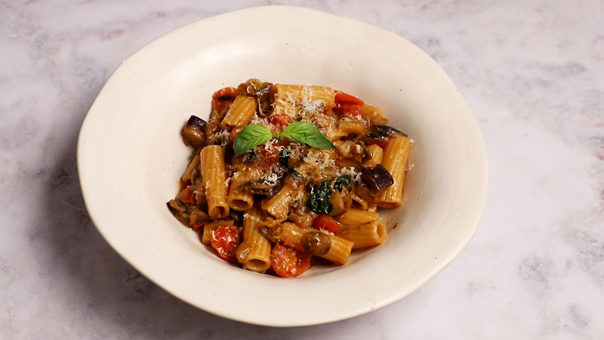 Pasta con berenjenas