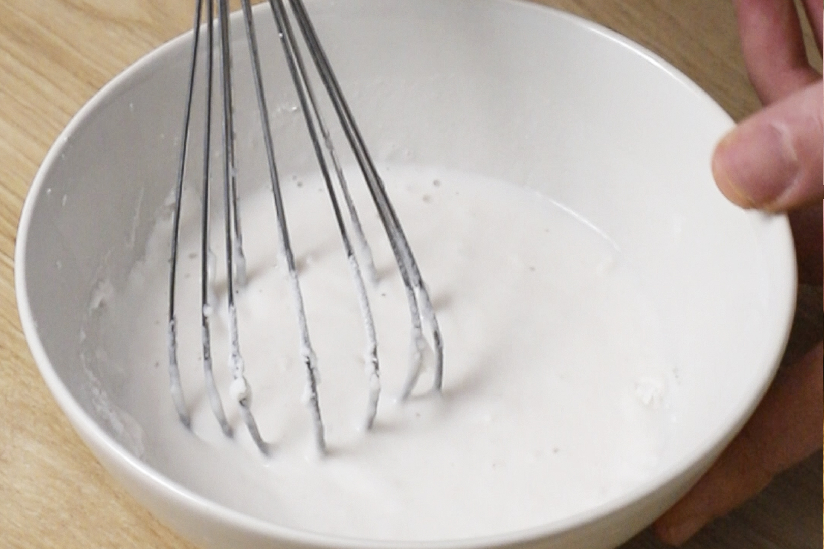 Spaghetti con crema de calçots y su tempura