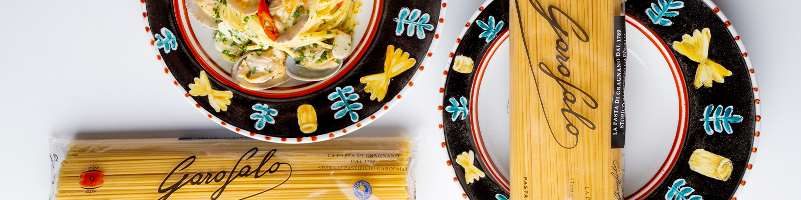 Viste tu mesa al estilo Amalfitano con los nuevos platos de Andrea Zarraluqui para Pasta Garofalo