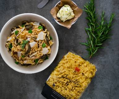 Pasta Garofalo - Mafalda Corta con boletus, mantequilla al romero y escamas de Grana Padano