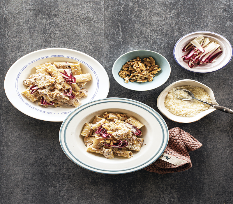 Pasta Garofalo - Rigatoni con achicoria y pesto de nueces
