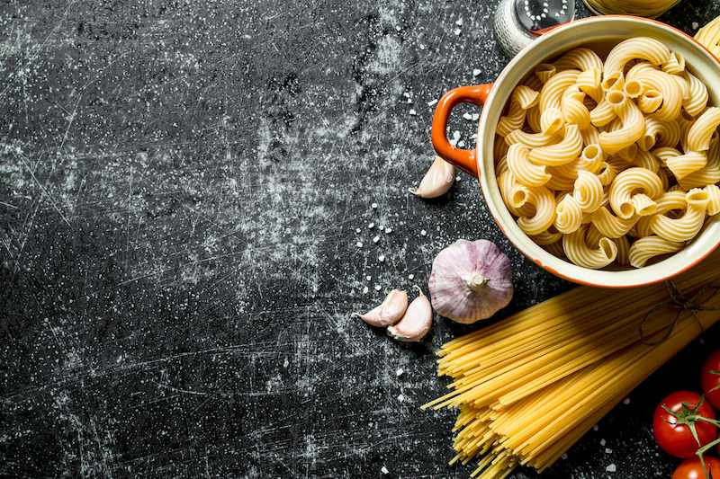 la pasta es proteína o carbohidrato 