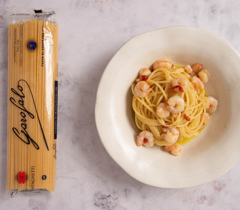Pasta Garofalo - Espaguetis con gambas al ajillo: delicia mediterránea en tu plato