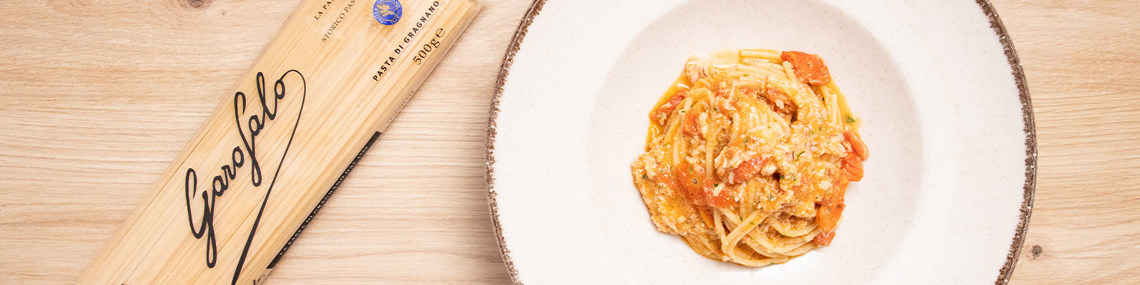 Pasta Garofalo - Spaghetti con galeras y tomates cherry: sabor intenso del mar en cada bocado