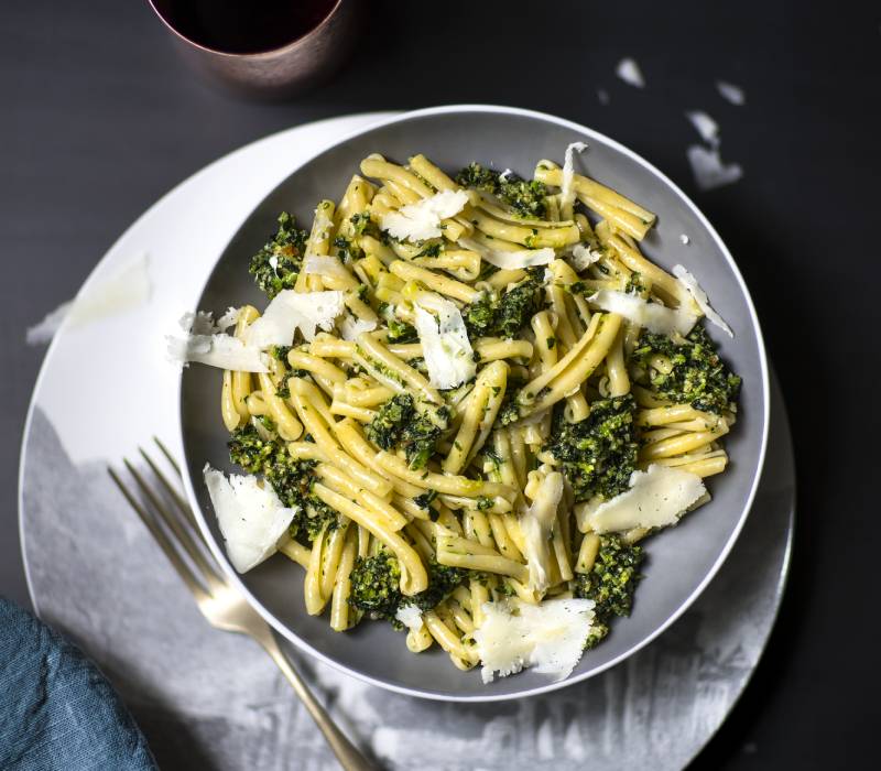 Pasta Garofalo - Casarecce al pesto di cavolo nero e pecorino