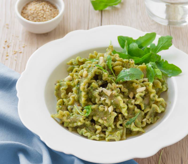 Pasta Garofalo - Mafalda Corta Integrale con pesto di rucola