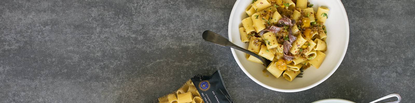 Pasta Garofalo - Mezze maniche with yellow tomatoes and anchovies