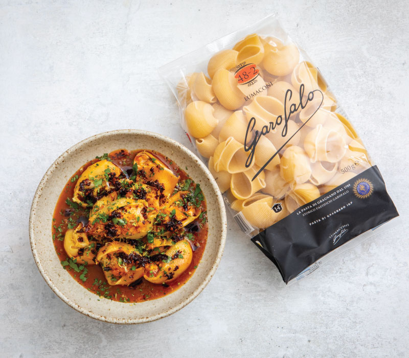 Pasta Garofalo - Crab-stuffed lumaconi with saffron bisque