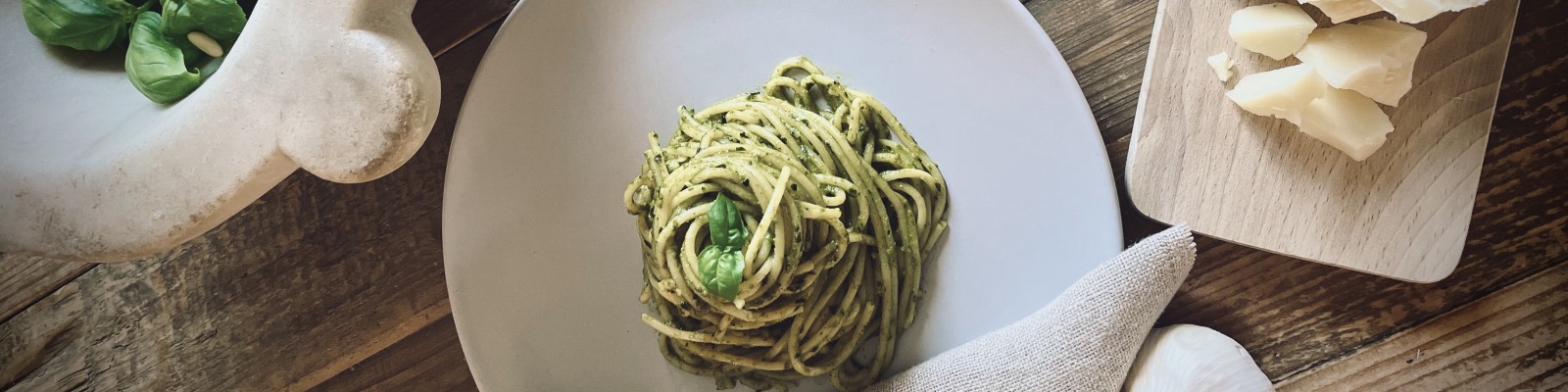 Pasta Garofalo - Spaghetti with Ligurian pesto